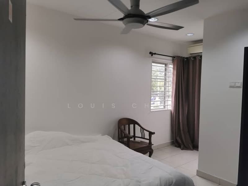 Rumah Teres 2.5-Tingkat untuk Disewa di Seksyen 25 (Shah Alam) - Louis Chor - Bedroom - PropertyGuru.com.my