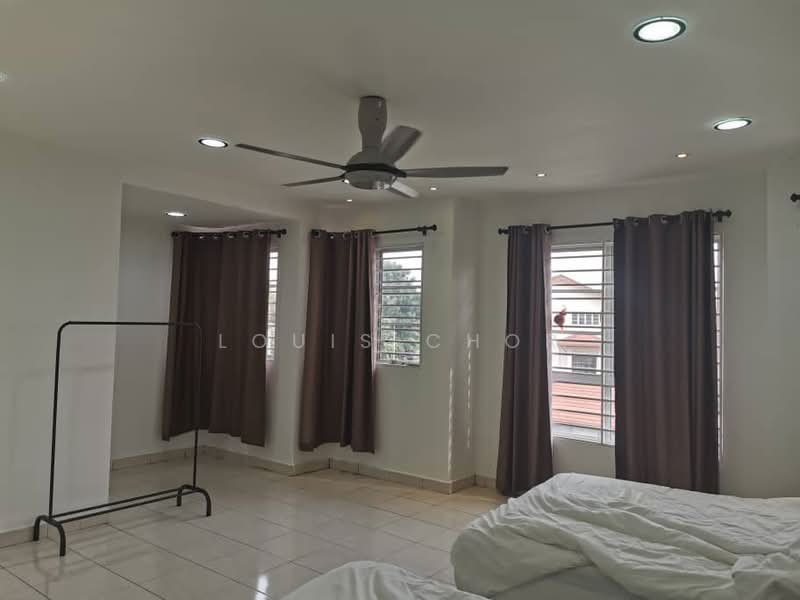 Rumah Teres 2.5-Tingkat untuk Disewa di Seksyen 25 (Shah Alam) - Louis Chor - Bedroom - PropertyGuru.com.my