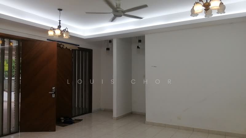 Rumah Teres 2.5-Tingkat untuk Disewa di Seksyen 25 (Shah Alam) - Louis Chor - Entrance - PropertyGuru.com.my