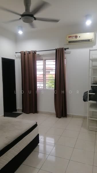 Rumah Teres 2.5-Tingkat untuk Disewa di Seksyen 25 (Shah Alam) - Louis Chor - Bedroom - PropertyGuru.com.my