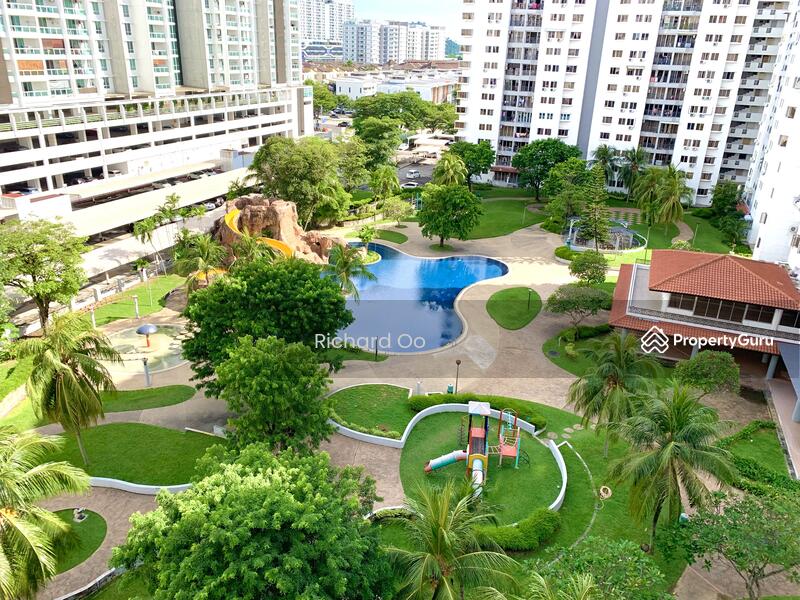 For Rent - Villa Emas