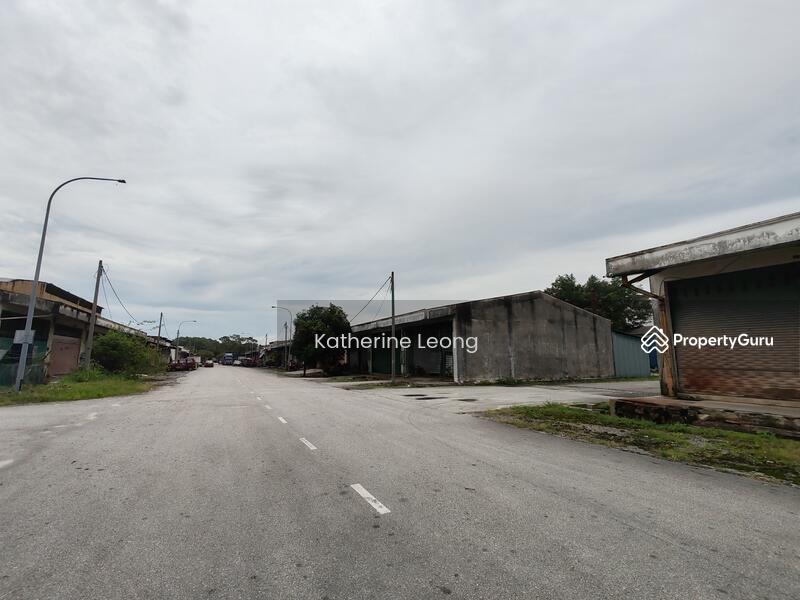 Untuk Dijual - Jalan Jenjarum Bukit Beruntung
