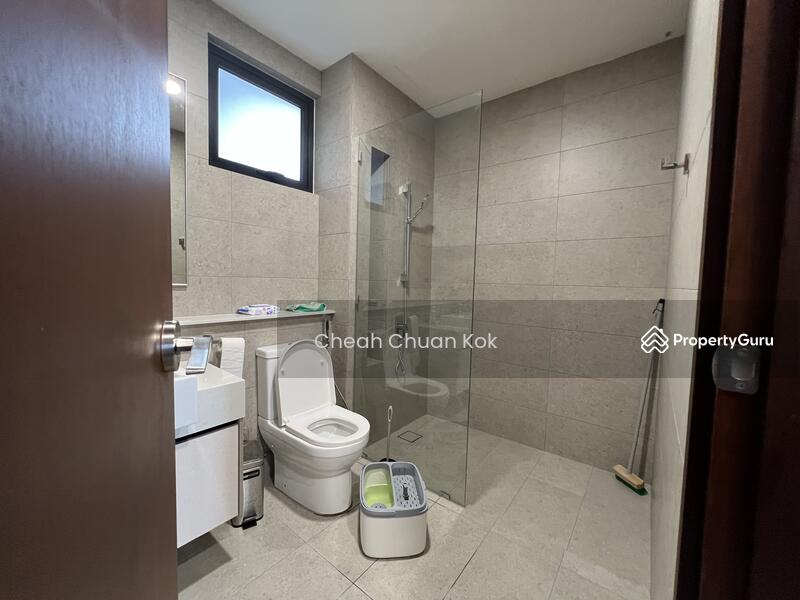 Common Bathroom