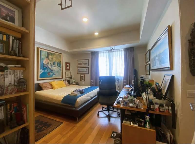 Condominium for Sale at 2 Hampshire - Sherry Lee - Master Bedroom - PropertyGuru.com.my