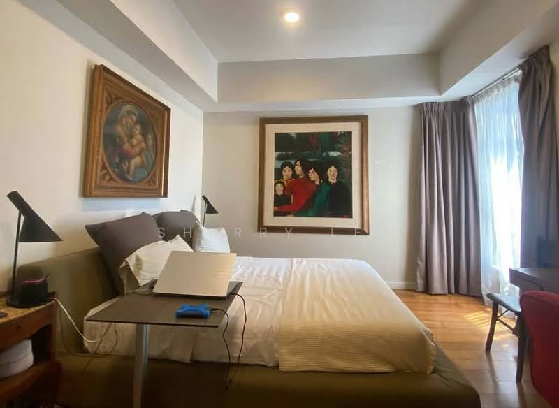 Condominium for Sale at 2 Hampshire - Sherry Lee - Master Bedroom - PropertyGuru.com.my