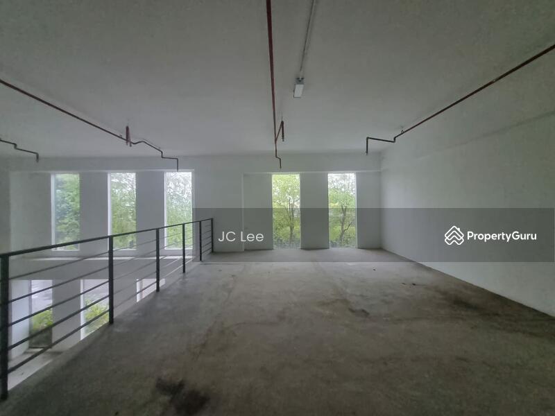 M floor