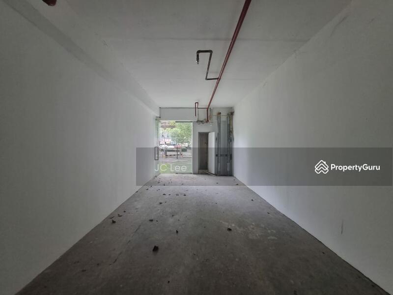 M floor