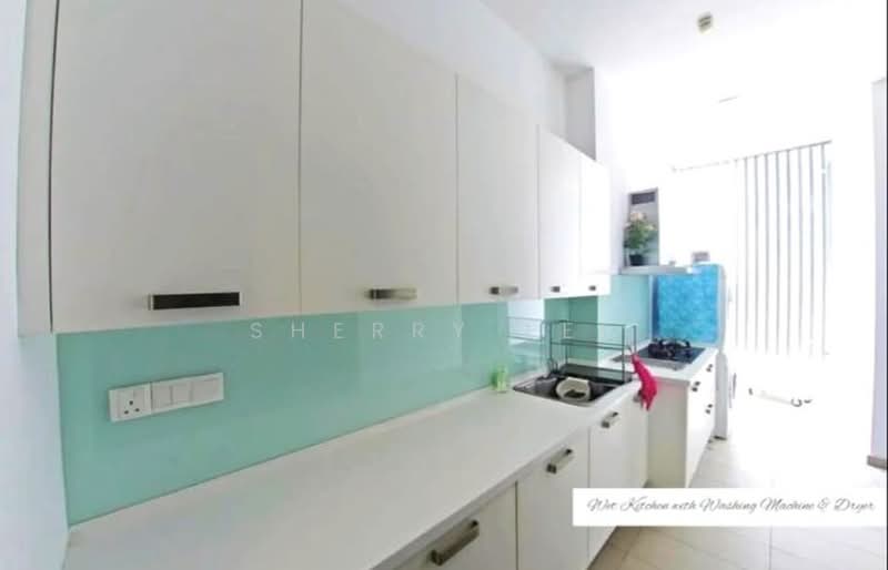 Condominium for Sale at Tropicana Grande - Sherry Lee - Kitchen - PropertyGuru.com.my