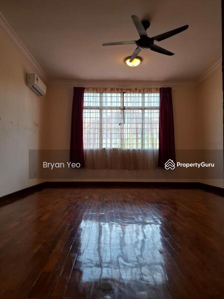 3-storey Terraced House for Sale in Mutiara Bukit Jalil (Bukit Jalil) - Bryan Yeo - Bedroom - PropertyGuru.com.my
