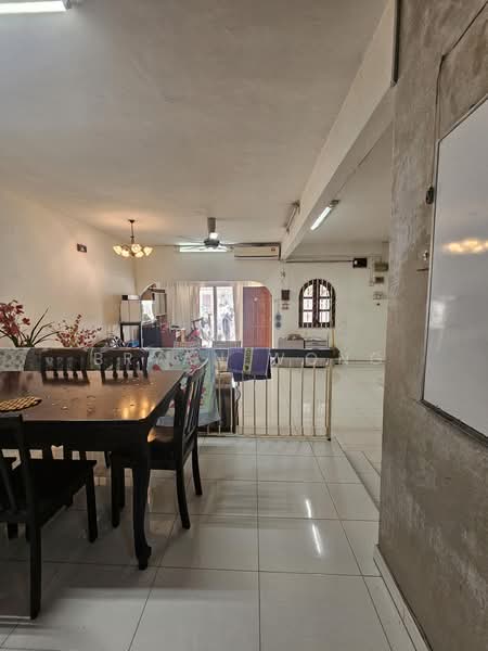 2-storey Terraced House for Sale in Damansara Kim (Petaling Jaya) - Bryan Wong - Dining Room - PropertyGuru.com.my
