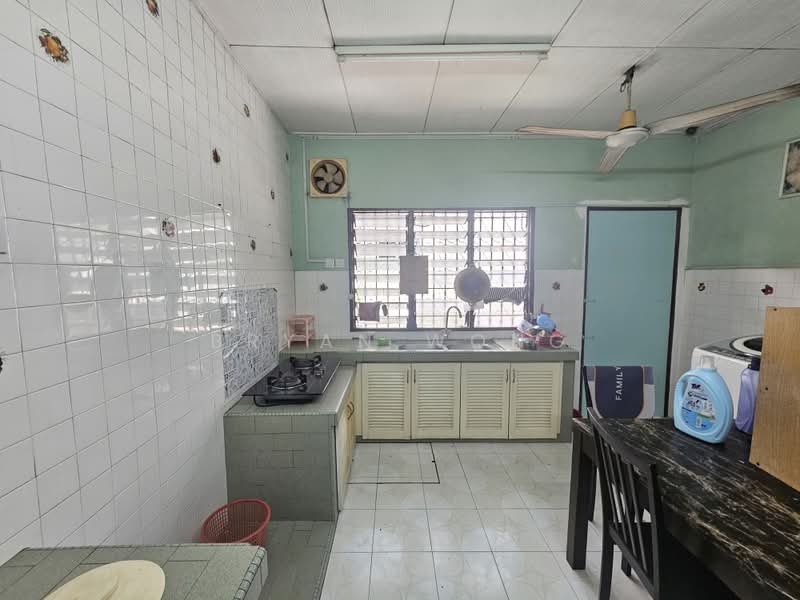 2-storey Terraced House for Sale in Damansara Kim (Petaling Jaya) - Bryan Wong - Kitchen - PropertyGuru.com.my