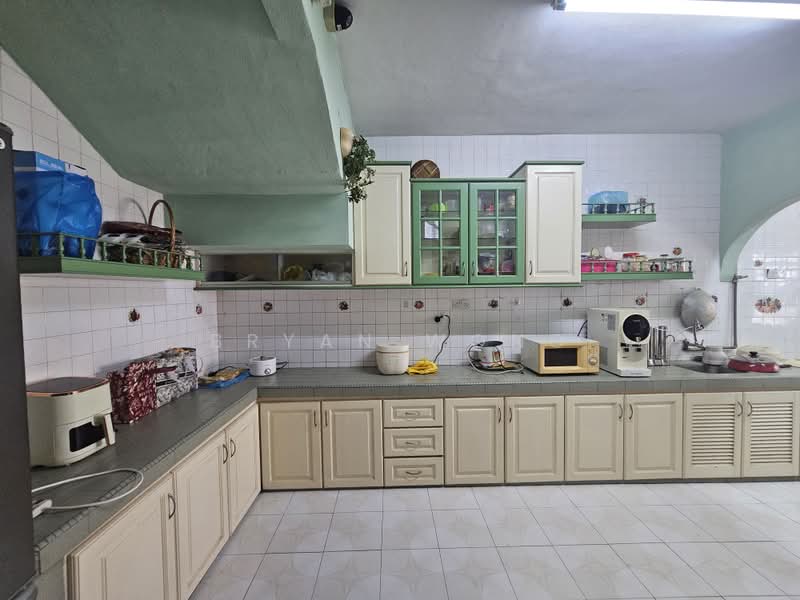 2-storey Terraced House for Sale in Damansara Kim (Petaling Jaya) - Bryan Wong - Kitchen - PropertyGuru.com.my