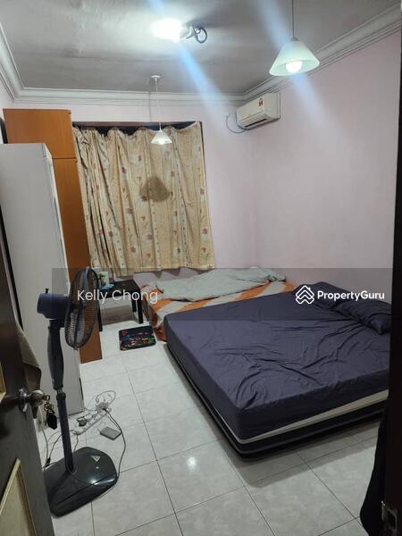 Semi-Detached House for Rent in Taman Rinting (Masai) - Kelly Chong - Bedroom - PropertyGuru.com.my