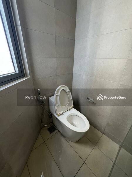 Condominium for Rent at Vivo Residential Suites - Ryan Low - Bathroom - PropertyGuru.com.my