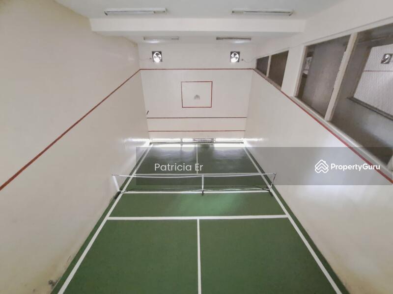 Pickel ball indoor court