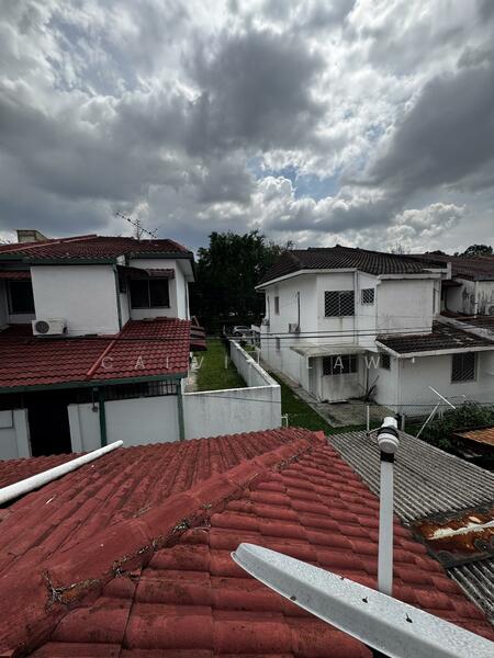 2-storey Terraced House for Sale in Damansara Jaya (Petaling Jaya) - Calvin Law - Exterior - PropertyGuru.com.my
