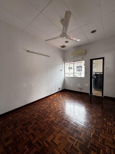 2-storey Terraced House for Sale in Damansara Jaya (Petaling Jaya) - Calvin Law - Bedroom - PropertyGuru.com.my