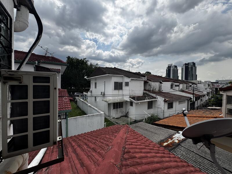 2-storey Terraced House for Sale in Damansara Jaya (Petaling Jaya) - Calvin Law - Exterior - PropertyGuru.com.my