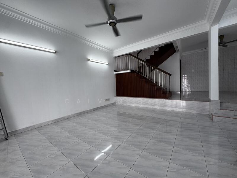 2-storey Terraced House for Sale in Damansara Jaya (Petaling Jaya) - Calvin Law - PropertyGuru.com.my