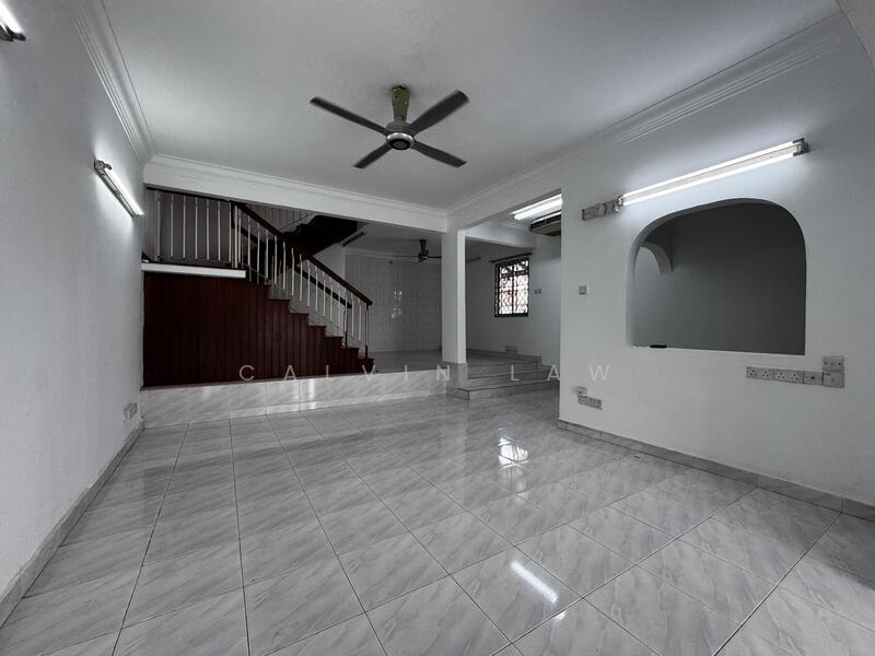 2-storey Terraced House for Sale in Damansara Jaya (Petaling Jaya) - Calvin Law - PropertyGuru.com.my