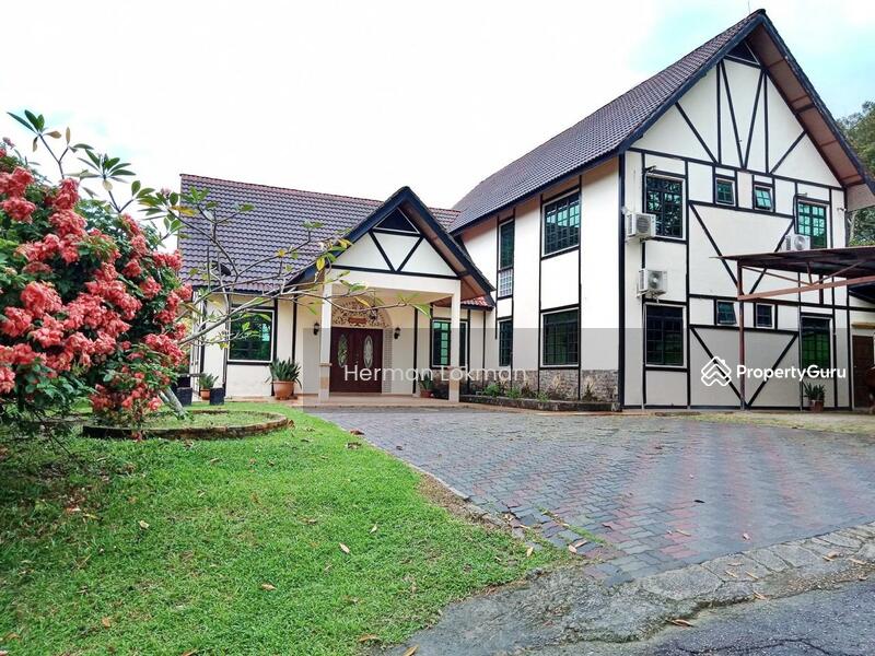 Hotel / Resort for Sale in Durian Tunggal (Melaka) - Herman Lokman - Exterior - PropertyGuru.com.my