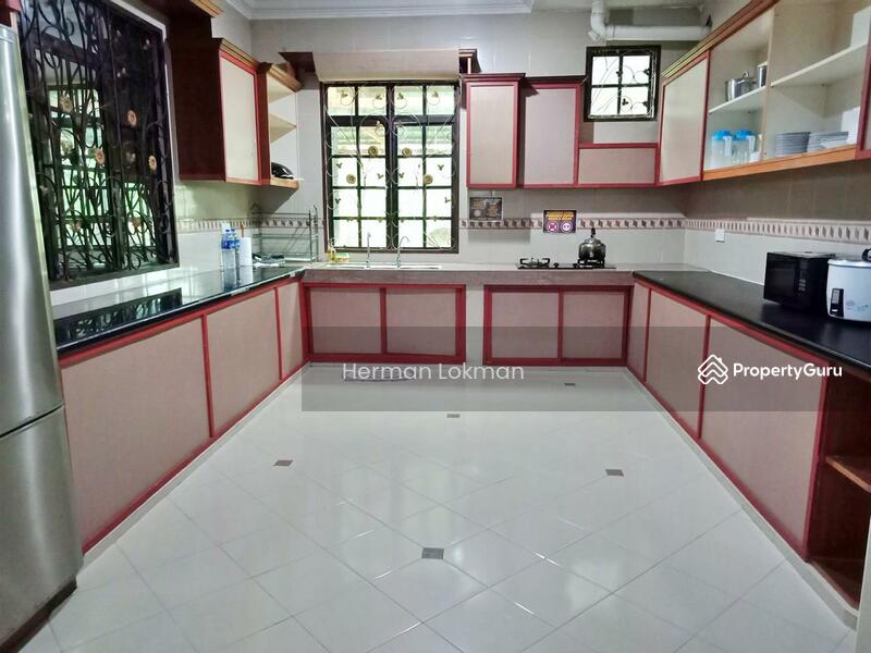 Hotel / Resort for Sale in Durian Tunggal (Melaka) - Herman Lokman - Kitchen - PropertyGuru.com.my