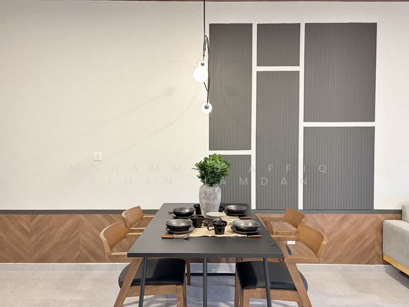 Kediaman Servis untuk Disewa di Agile Bukit Bintang - Muhammad Affiq Aiman Hamdan - Dining Room - PropertyGuru.com.my