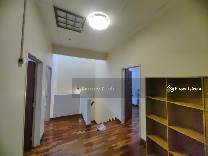 1st floor living hall