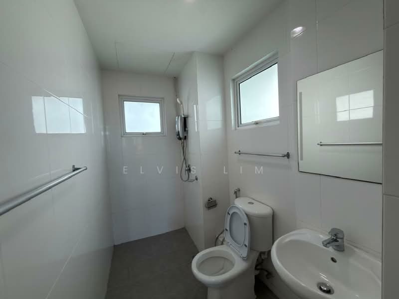 Kondominium untuk Disewa di BayStar Condominium - Elvis Lim - Bathroom - PropertyGuru.com.my