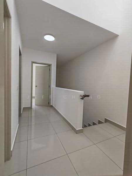 2-storey Terraced House for Rent in Telok Panglima Garang (Selangor) - Jeff Chong - Corridor - PropertyGuru.com.my