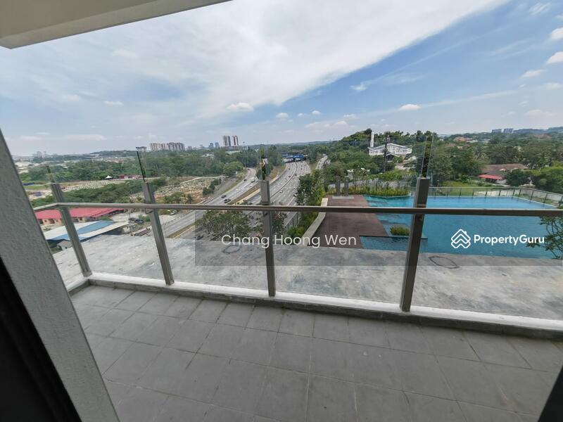 Servis Apartment untuk Disewa di Serviced Residence @ The Louvre @ Country Heights - Chang Hoong Wen - Balcony - PropertyGuru.com.my