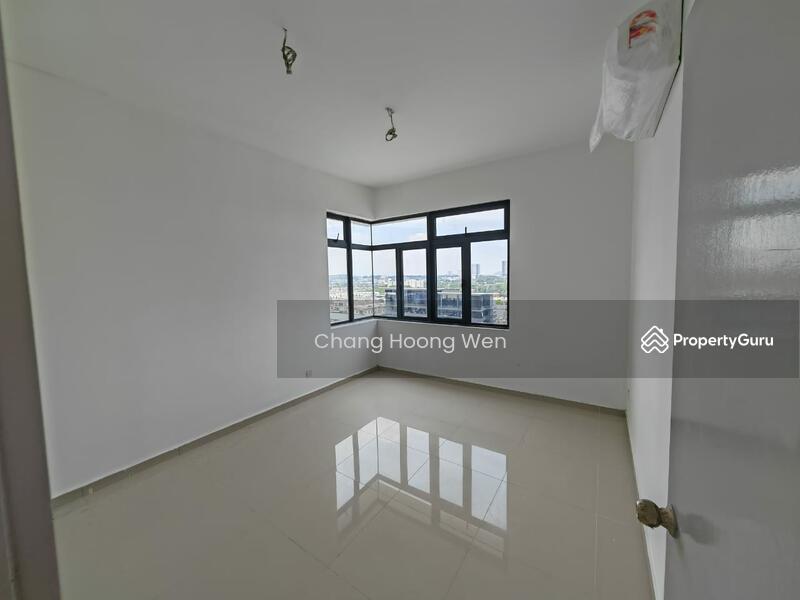 Servis Apartment untuk Disewa di Serviced Residence @ The Louvre @ Country Heights - Chang Hoong Wen - Bedroom - PropertyGuru.com.my