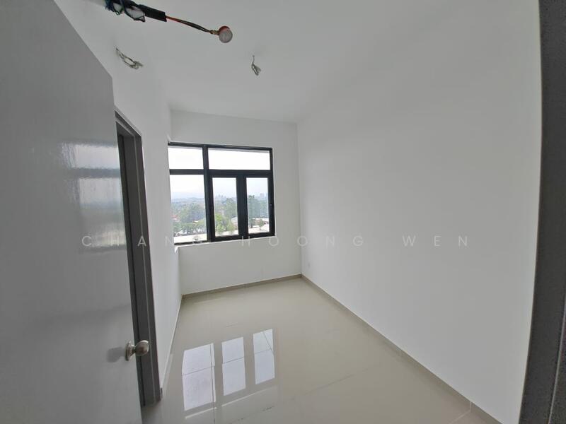 Servis Apartment untuk Disewa di Serviced Residence @ The Louvre @ Country Heights - Chang Hoong Wen - Bedroom - PropertyGuru.com.my