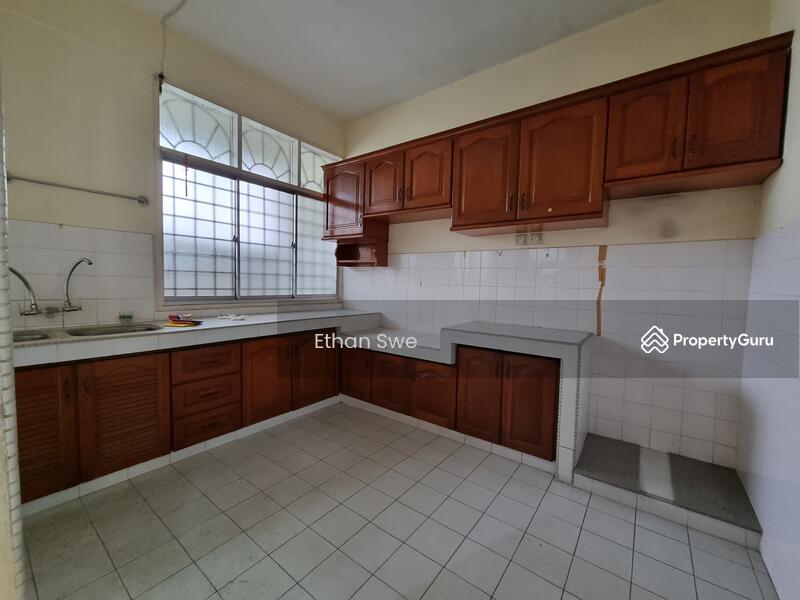For Sale - Taman universiti indah, Double Storey, Serdang