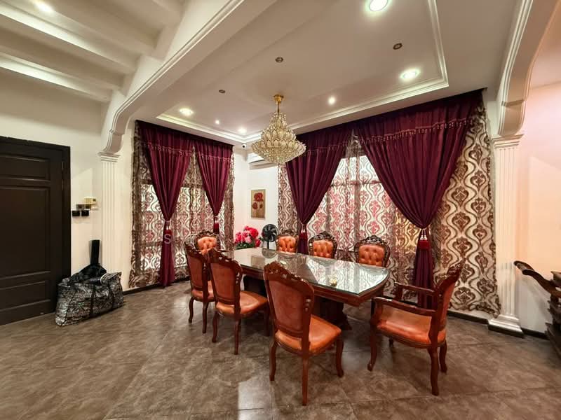 Rumah Banglo untuk Dijual di Rawang (Selangor) - Sean Yong - Dining Room - PropertyGuru.com.my
