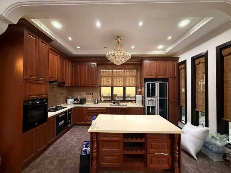 Rumah Banglo untuk Dijual di Rawang (Selangor) - Sean Yong - Kitchen - PropertyGuru.com.my