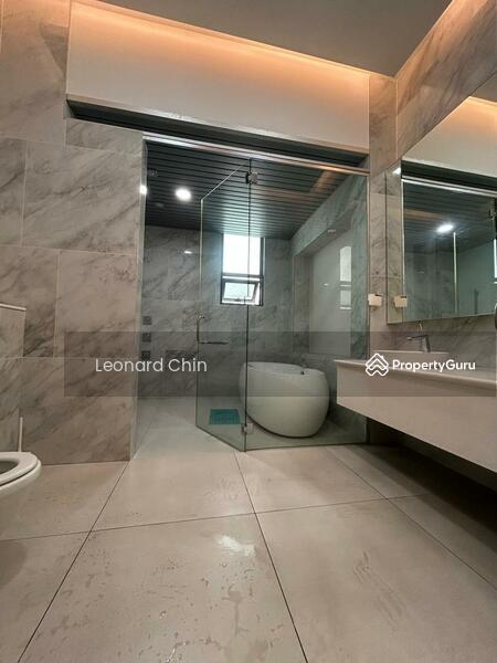 Rumah Banglo untuk Dijual di Country Heights Damansara (Kuala Lumpur) - Leonard Chin - Bathroom - PropertyGuru.com.my