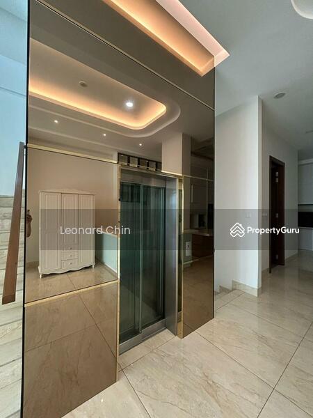 Rumah Banglo untuk Dijual di Country Heights Damansara (Kuala Lumpur) - Leonard Chin - Entrance - PropertyGuru.com.my