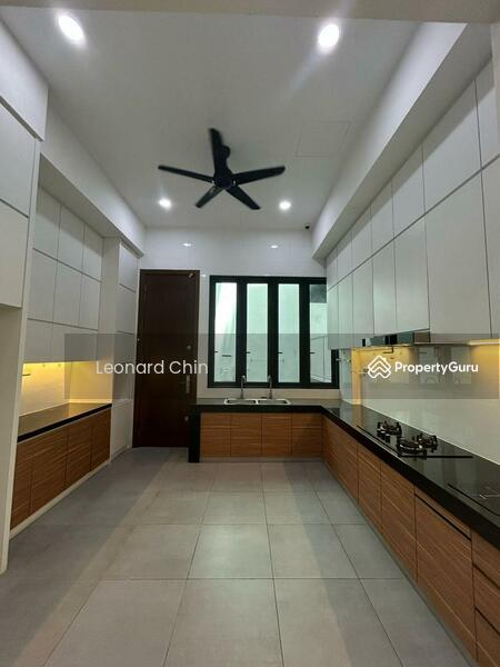 Rumah Banglo untuk Dijual di Country Heights Damansara (Kuala Lumpur) - Leonard Chin - Kitchen - PropertyGuru.com.my