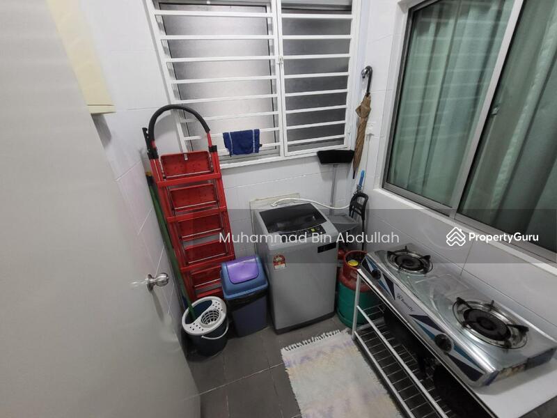 Service Residence for Sale at Savanna Executive Suite @ Southville City - Ismi Muhammad - Kitchen - PropertyGuru.com.my