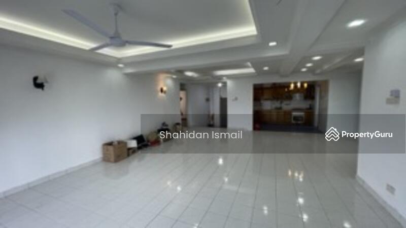 Kemuncak Shah Alam untuk Untuk Dijual - RM 650,000, Feb 2026 - Living Room - PropertyGuru.com.my