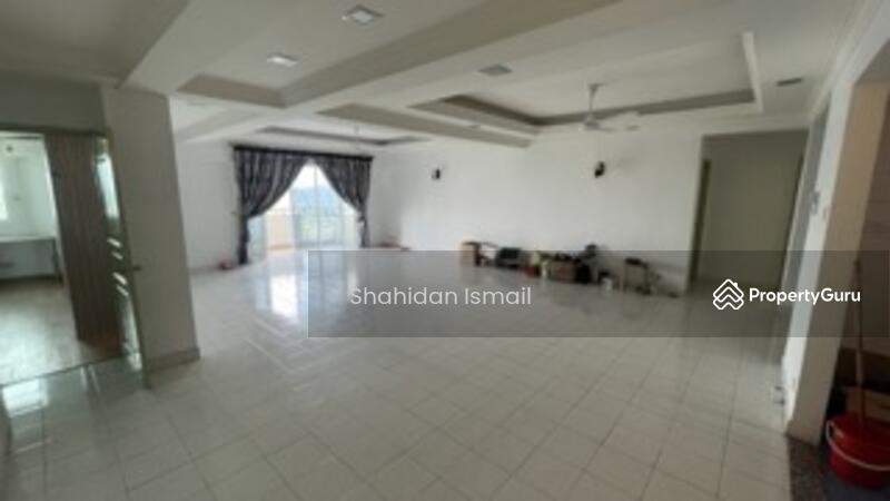 Kemuncak Shah Alam untuk Untuk Dijual - RM 650,000, Feb 2026 - Living Room - PropertyGuru.com.my