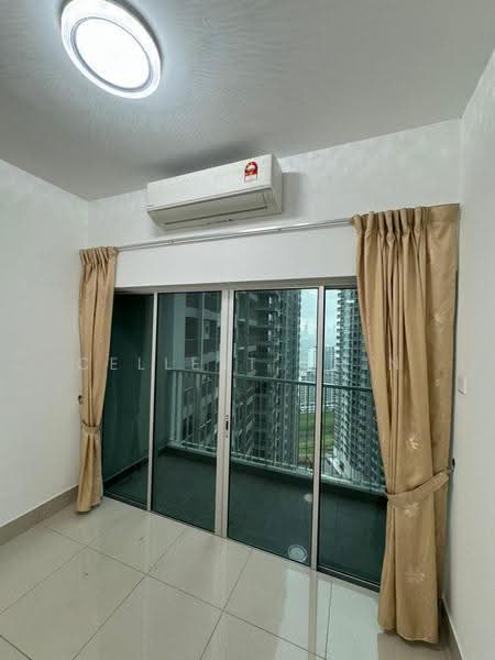 Service Residence for Sale at Serviced Residence @ Razak City Residences (RC Residences) - Cellest Chin - Balcony - PropertyGuru.com.my