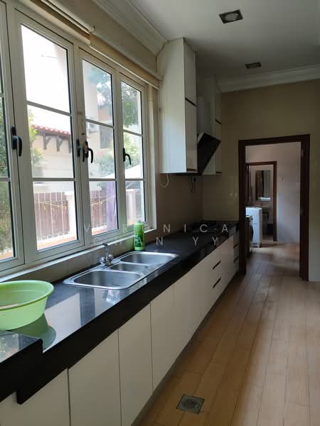 Bungalow for Rent in Mont Kiara (Kuala Lumpur) - Veronica Chan YY - Kitchen - PropertyGuru.com.my