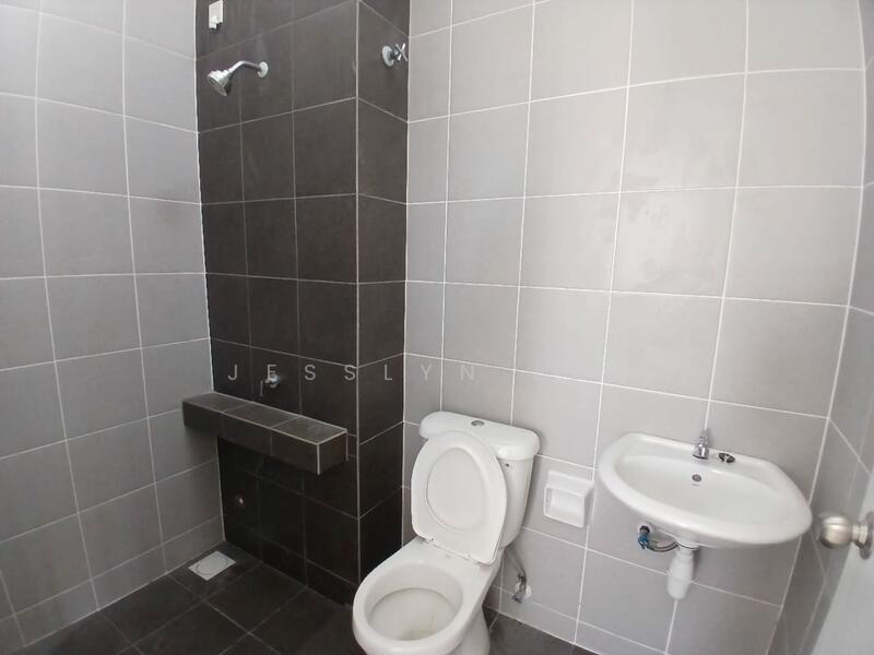 Setia Ecohill untuk Untuk Dijual - RM 677,000, Mac 2026 - Bathroom - PropertyGuru.com.my