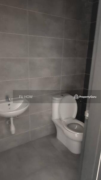 Kediaman Servis untuk Dijual di ASTON ACACIA - FU HOW - Bathroom - PropertyGuru.com.my