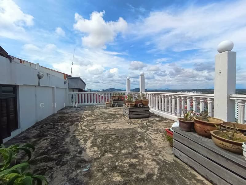 Kondominium untuk Dijual di Straits Court - Chin Siang Fong - Roof - PropertyGuru.com.my