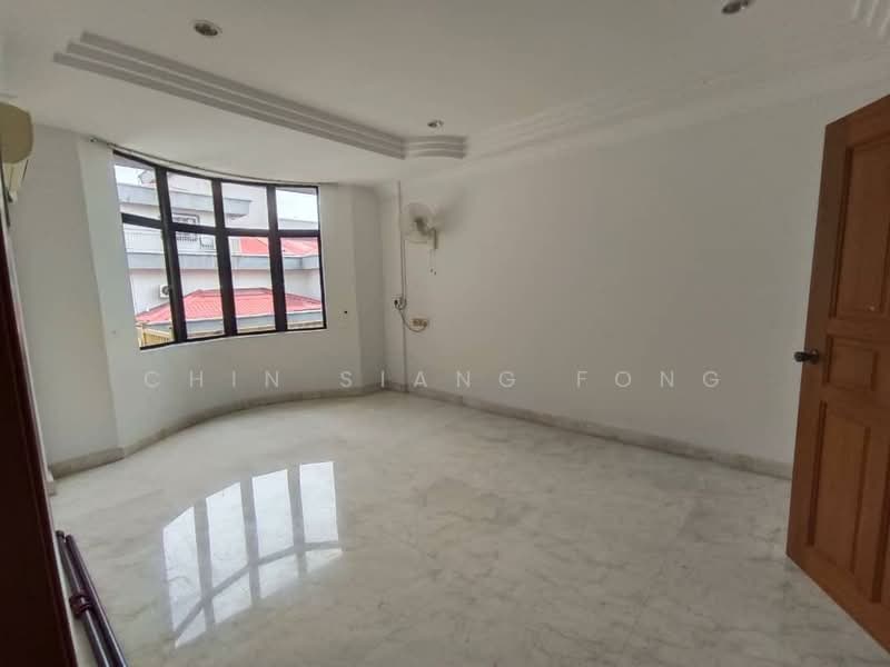 Kondominium untuk Dijual di Straits Court - Chin Siang Fong - Bedroom - PropertyGuru.com.my