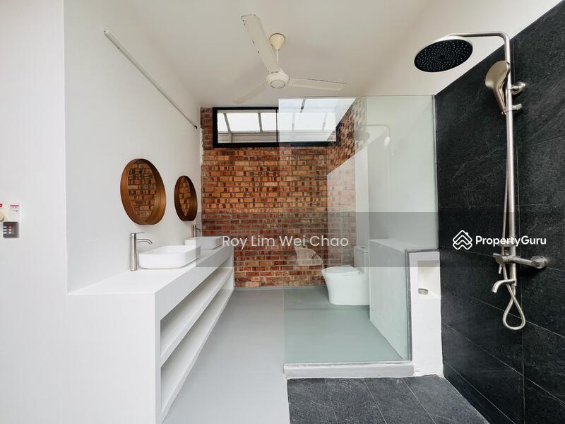 Bungalow for Rent in Leisure Farm (Gelang Patah) - Roy Lim Wei Chao - Bathroom - PropertyGuru.com.my