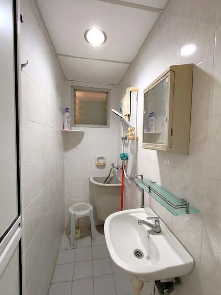 Pangsapuri untuk Dijual di Taman Kheng Tian - Chris Teoh - Bathroom - PropertyGuru.com.my
